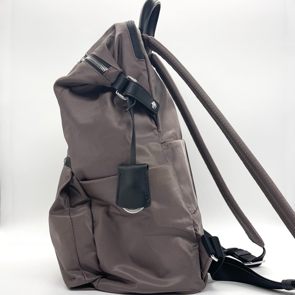 Tumi Voyageur Patricia Women’s Travel Backpack Luxury - Picture 4 of 14